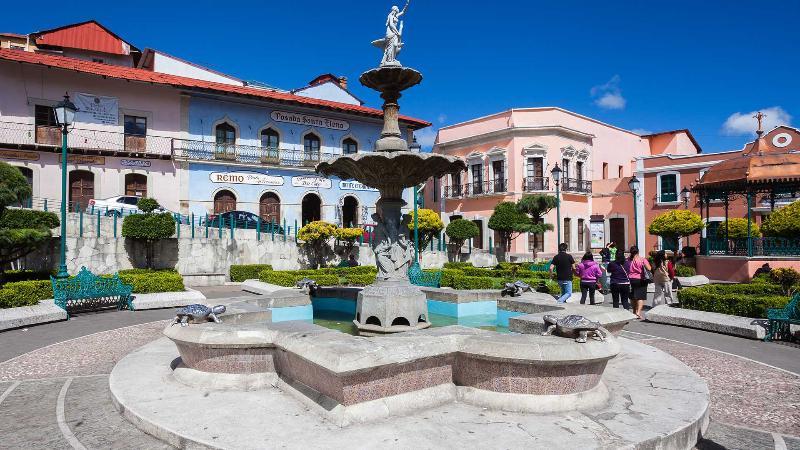 فندق Pachucaفي  كريستال باتشوكا المظهر الخارجي الصورة